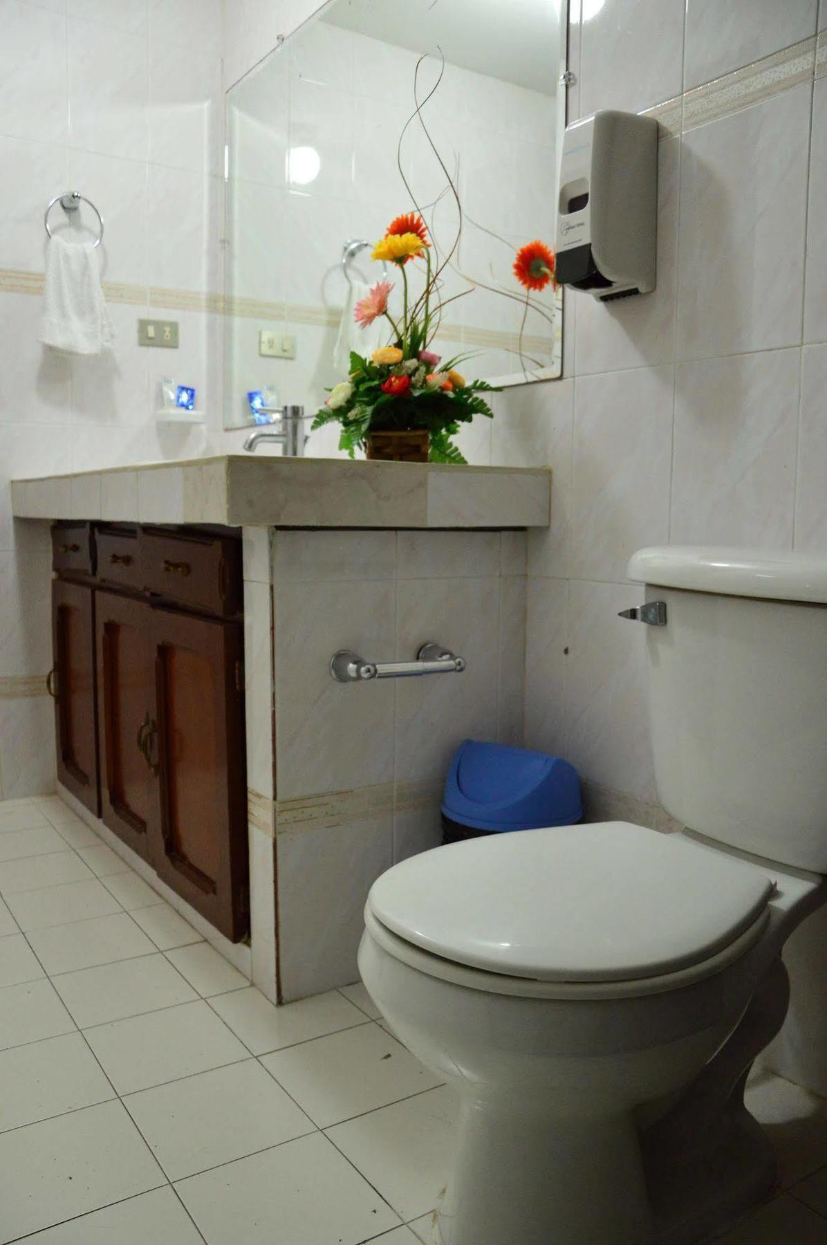 Hotel Fotherhouse San Salvador Luaran gambar